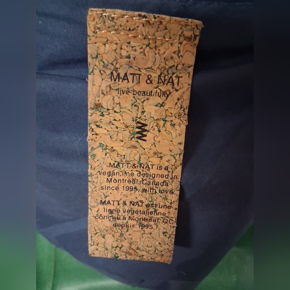 Matt & Nat Green Crossbody Shoulder Bag - Picture 6 of 8